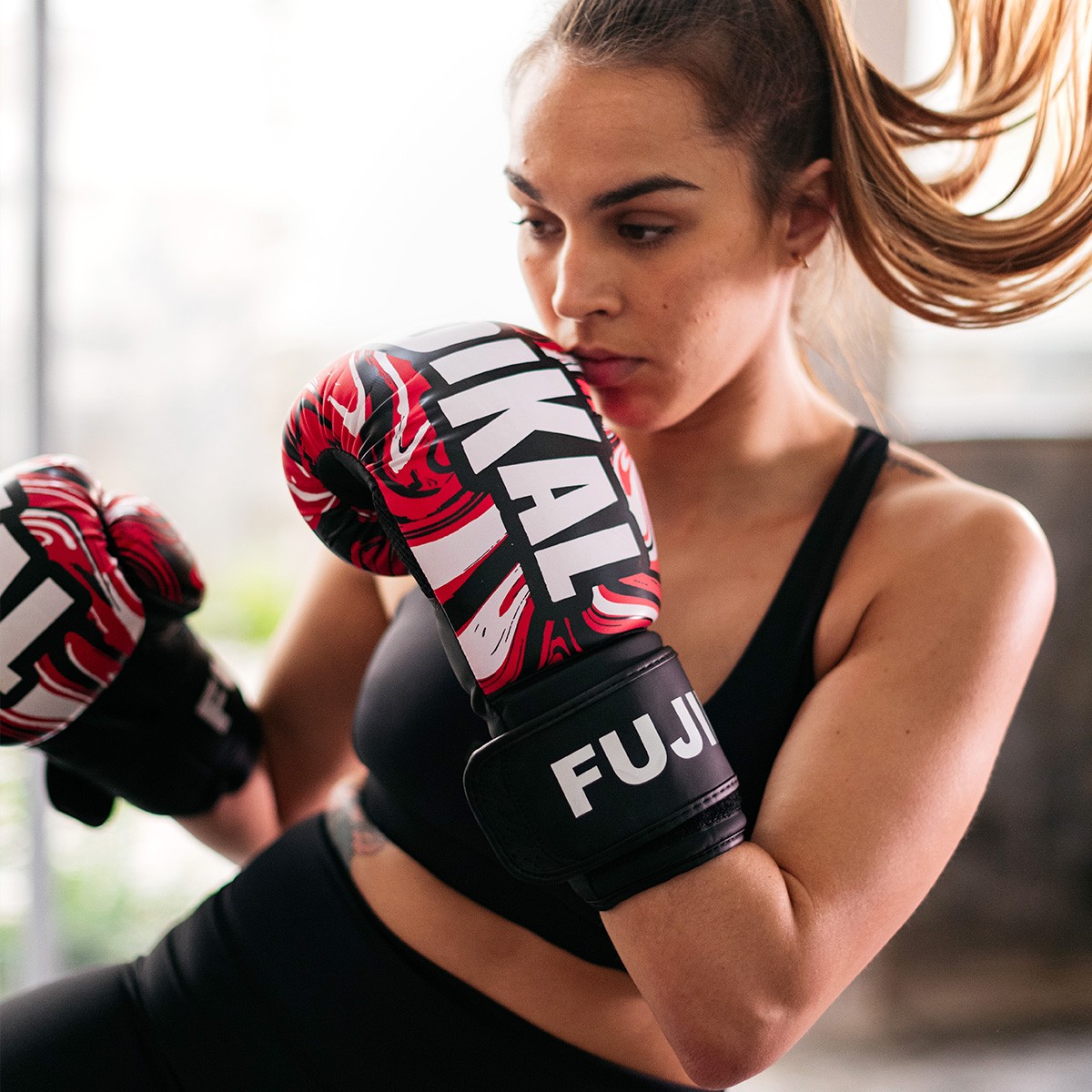 Boxerské rukavice FUJIMAE Radikal 3.0 Red