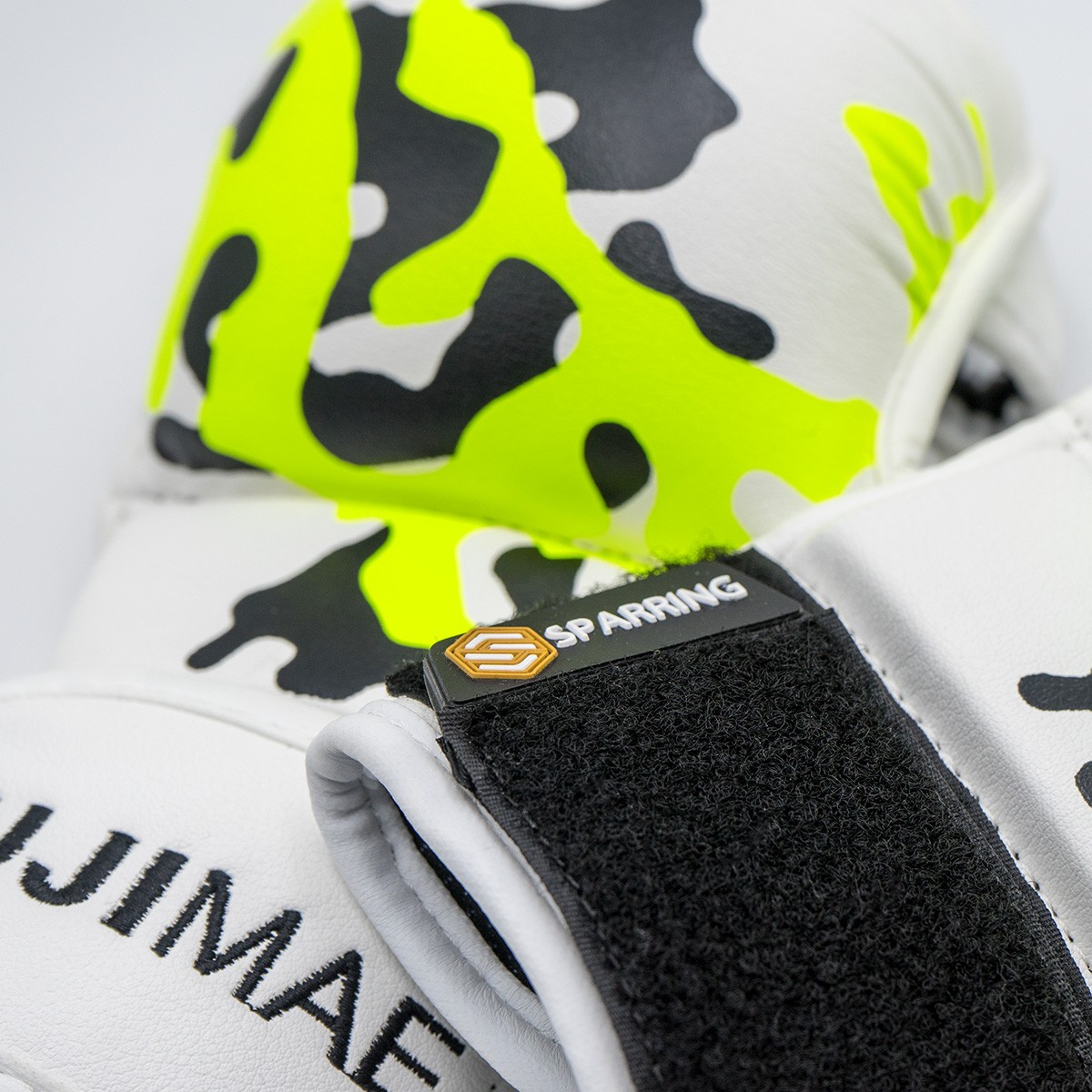 Rukavice MMA Fujimae Sparring White