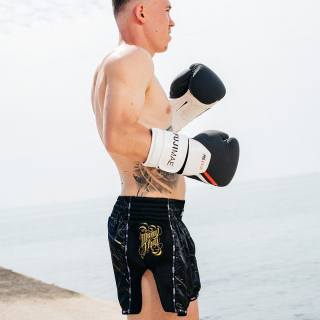 Šortky Muay Thai FUJIMAE ProWear Print Black/Gold